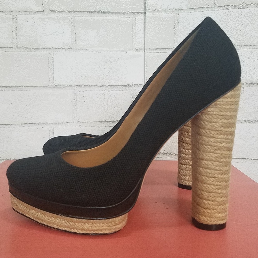 ⚡️FLASH⚡️ Stylish Platform Pumps Like NEW